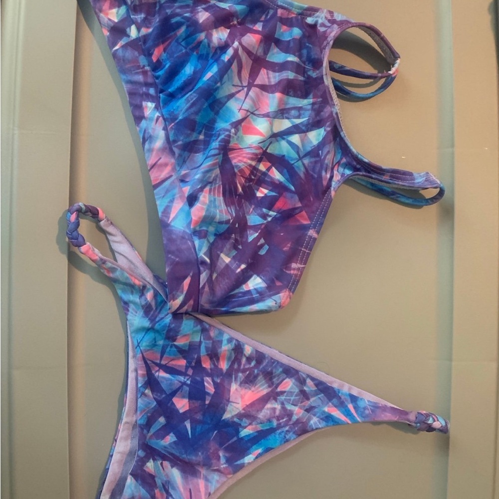 Bright bikini set